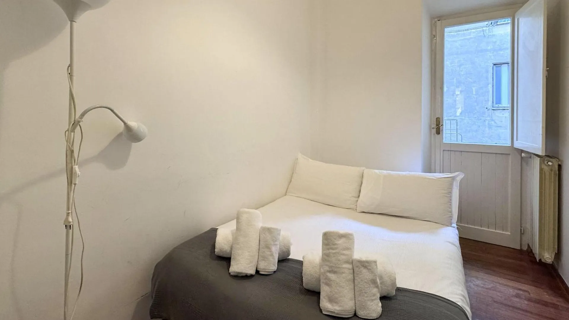 Jhhit - San Pietro First Suite Рим 0*,